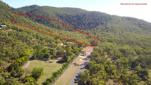 27 Lawson Street, MIDGE POINT QLD 4799