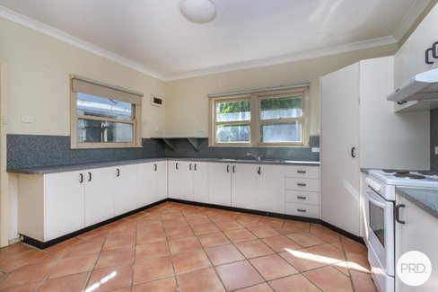 27 Lethbridge Street, PENRITH NSW 2750