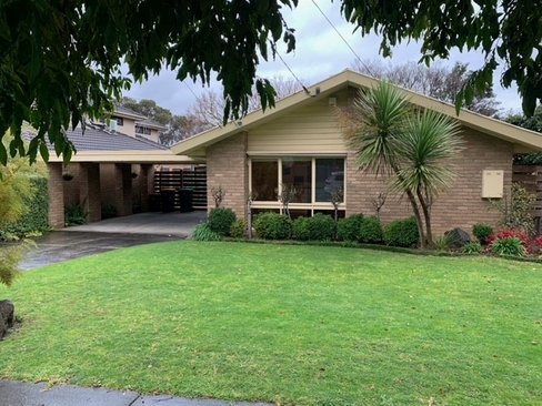 27 Meryl Street Doncaster East 3109