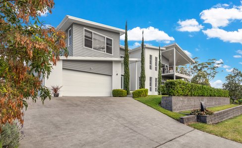 27 Mooring Avenue, CORLETTE NSW 2315