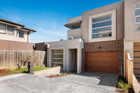 27 Morello Circle Doncaster East 3109