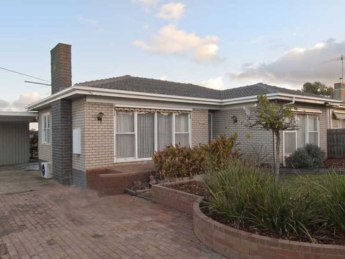 27 Nagle Drive Belmont 3216