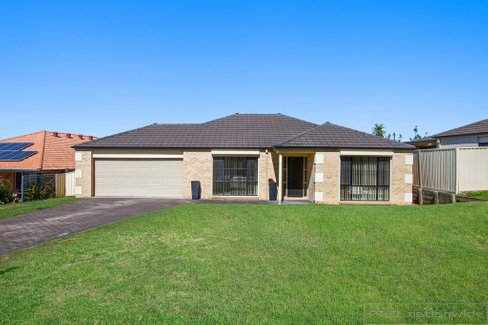 27 Pyalla Avenue, ABERGLASSLYN NSW 2320