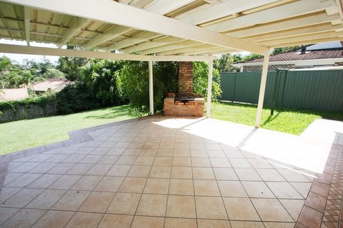 27 San Mateo Boulevard, ASHMORE QLD 4214