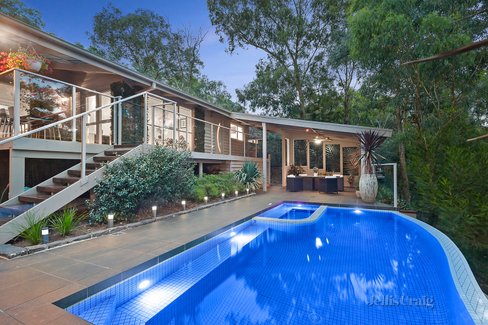 27 Scenic Crescent Eltham North 3095