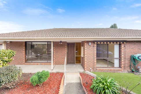 2/7 Tara Place Dandenong North 3175