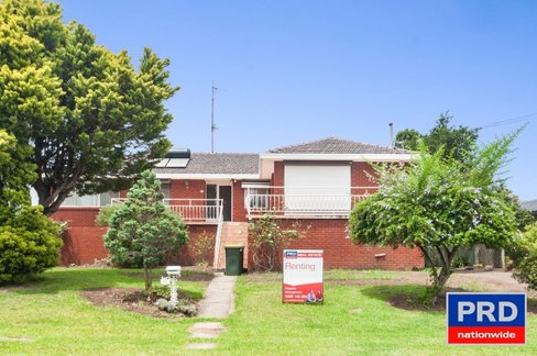 27 Tripoli Way, ALBION PARK NSW 2527