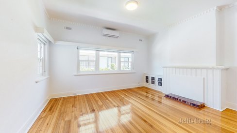 2/7 Washington St  Toorak 3142