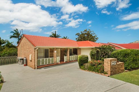 27 Waterview Crescent, WEST HAVEN NSW 2443