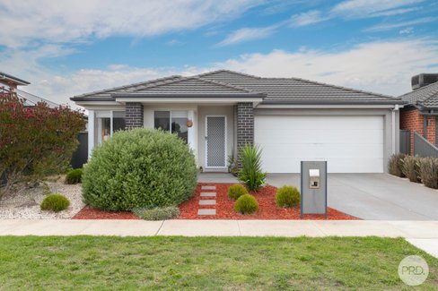 27 Wilmott Street, LUCAS VIC 3350