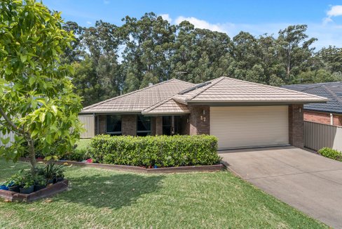 27 Worland Drive, BOAMBEE EAST NSW 2452