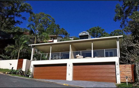 2/70 Hill Avenue, Burleigh Heads QLD 4220