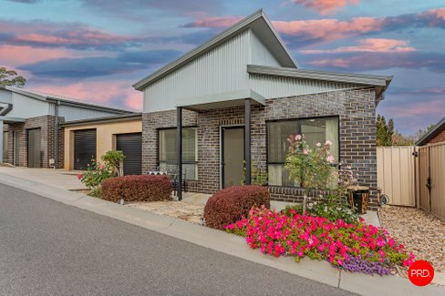 2/71 Allingham Street, GOLDEN SQUARE VIC 3555