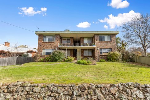 2/71 Simpson Street, TUMUT NSW 2720