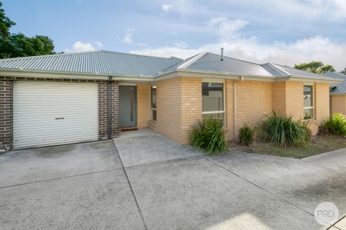 2/710 Geelong Road, MOUNT CLEAR