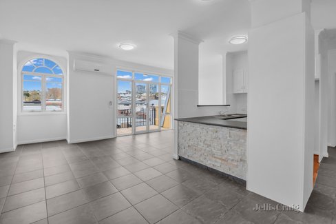 27/128 Maribyrnong Road Moonee Ponds 3039