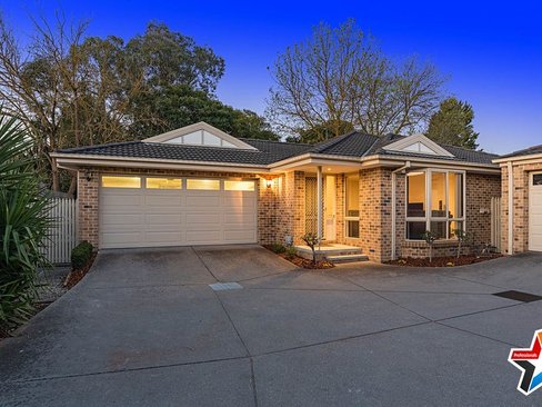 2 73 Cardigan Road Mooroolbark 3138