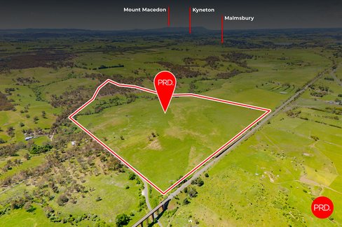 276 Spring Creek Road, TARADALE VIC 3447