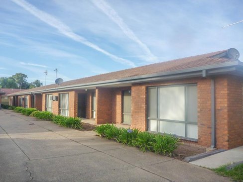 2/76 Travers Street, WAGGA WAGGA NSW 2650