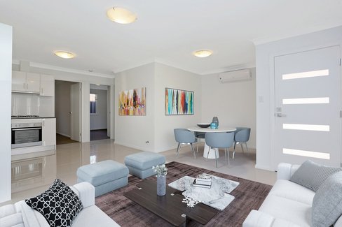 27A Augusta Pl, St Clair NSW 2759