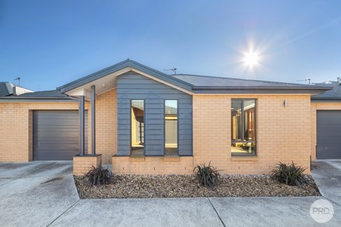 2/7A Verdon Street, SEBASTOPOL VIC 3356