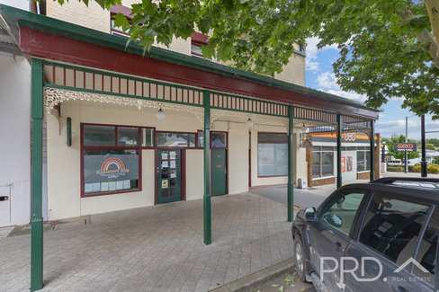 27B Russell Street, TUMUT