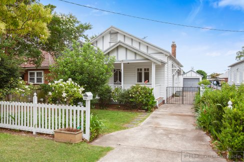 28 Allan Street, LORN NSW 2320