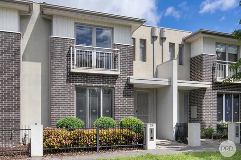 28 Amana Drive, ALFREDTON VIC 3350