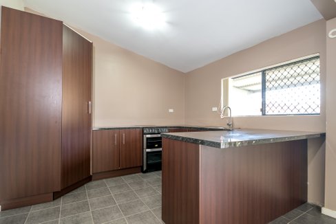 2/8 Avonlea Street, DAPTO NSW 2530