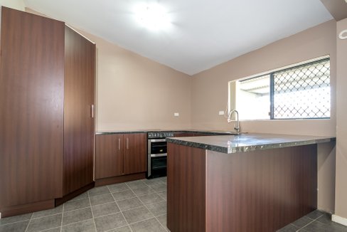 2/8 Avonlea Street, DAPTO NSW 2530