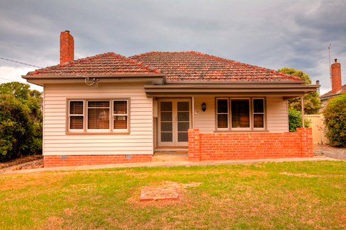 28 Bradbury Street, BROWN HILL VIC 3350