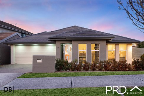 28 Bradbury Street, MOOREBANK NSW 2170