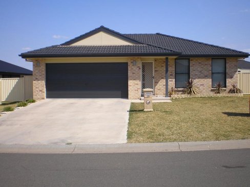 28 Cunningham Street, TAMWORTH NSW 2340