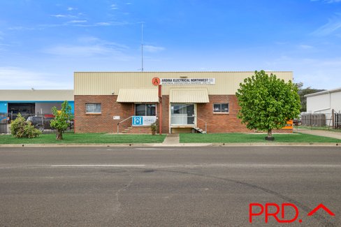 2/8 Denison Street, TAMWORTH NSW 2340