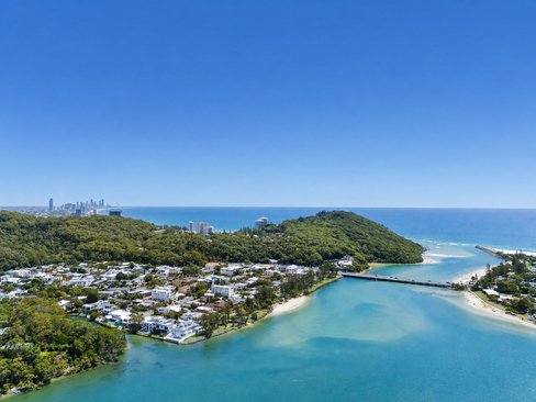 28 Elanora Drive, BURLEIGH HEADS QLD 4220