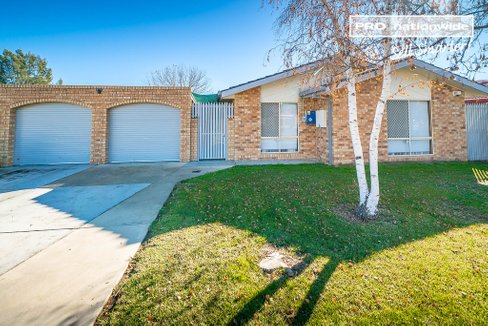 28 Eldershaw Drive, FOREST HILL NSW 2651