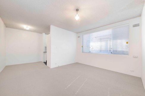 2/8 Flack Avenue, HILLSDALE NSW 2036