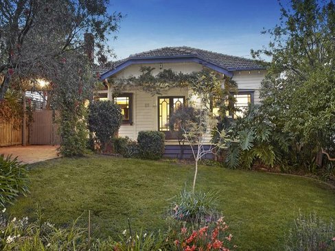 28 Grovedale Road Surrey Hills 3127