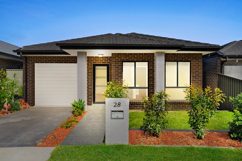 28 Izaac Cct, Jordan Springs NSW 2747