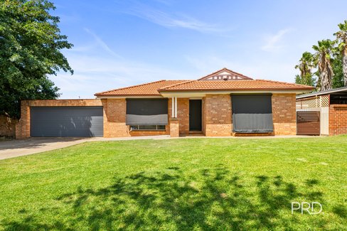28 Kimba Drive, GLENFIELD PARK NSW 2650