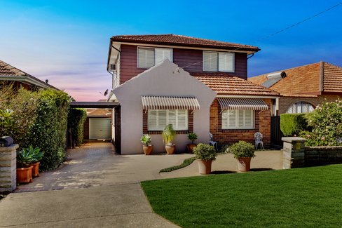 28 Midlothian Avenue, BEVERLY HILLS NSW 2209