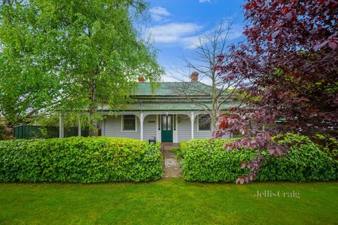 28 Mitchell Street Kyneton 3444