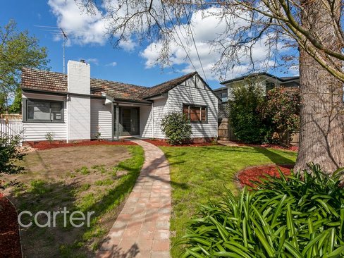 28 Old Lilydale Road Ringwood East 3135