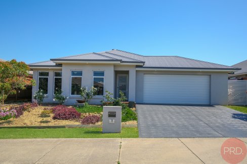 28 Oystercatcher Street, ABERGLASSLYN NSW 2320