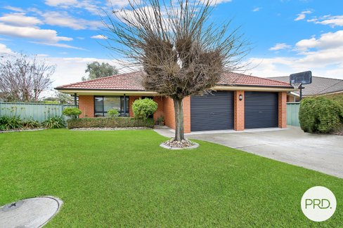 28 Payerl Court, LAVINGTON NSW 2641