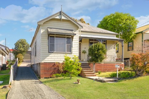 28 Queen Street, RUTHERFORD NSW 2320