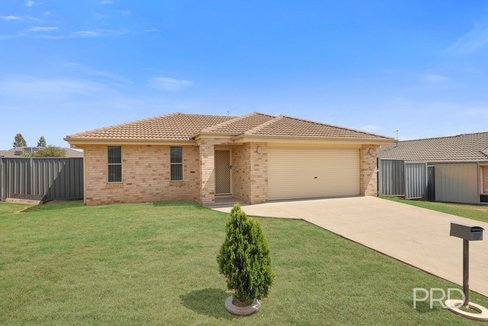 28 Rosella Avenue, CALALA