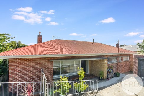 28 Waverley Avenue, MOUNT STUART TAS 7000