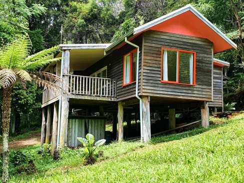 2/802 Dairyville Road, UPPER ORARA NSW 2450