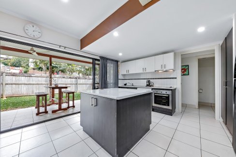 28/25 Abell Road, CANNONVALE QLD 4802